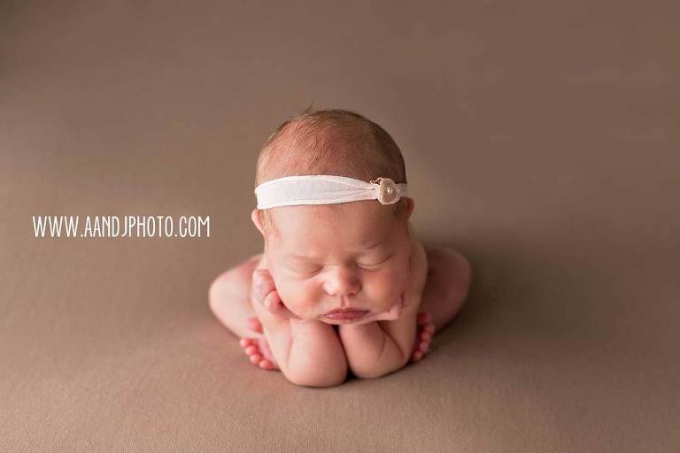 Photographed by A & J Photography, posed by Blossom Workshop