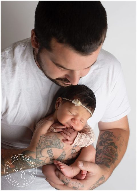 simi-valley-photographer-captures-father-baby-photo