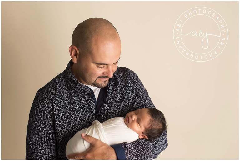 lompoc-valley-newborn-photograper-captures-father-son